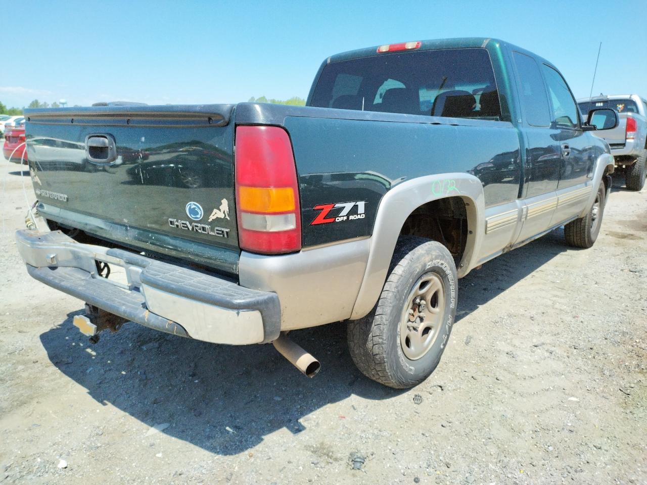 Zdjęcie 4 z aukcji – 2002 CHEVROLET SILVERADO z VIN 2GCEK19T821122955