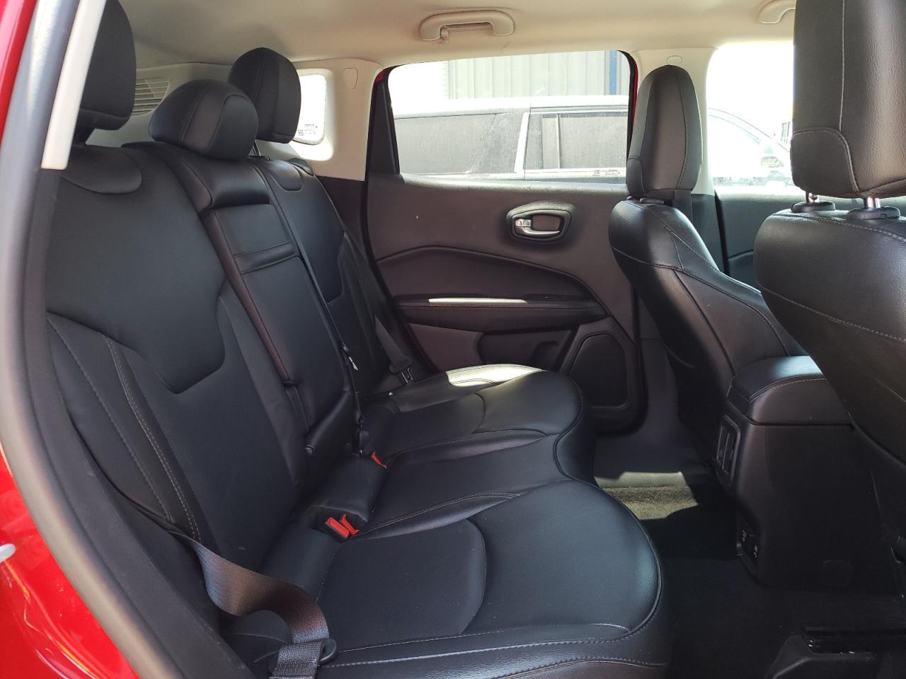 Photo 6 from auction – 2019 JEEP COMPASS LI with VIN 3C4NJCCB1KT772613