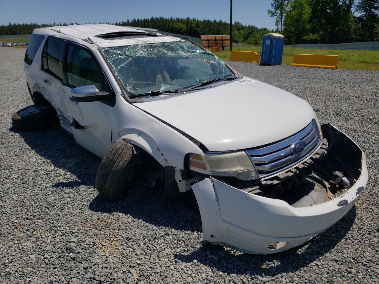 FORD TAURUS X L 2008 with VIN 1FMDK06W48GA11962 - Photo from auction