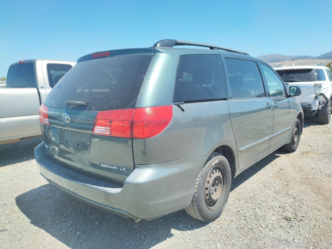 Photo 4 from auction – 2004 TOYOTA SIENNA CE with VIN 5TDZA23C54S018891