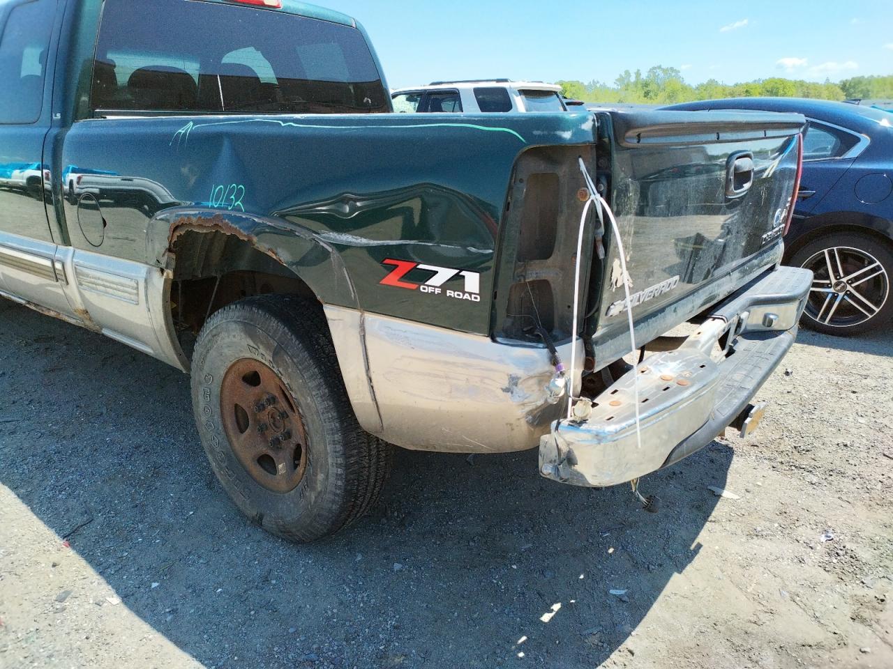 Photo 9 from auction – 2002 CHEVROLET SILVERADO with VIN 2GCEK19T821122955