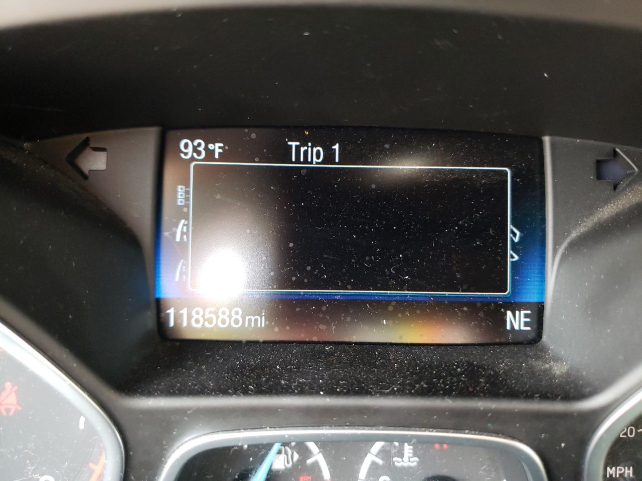 Photo 13 from auction – 2018 FORD FOCUS SE with VIN 1FADP3FE3JL271514