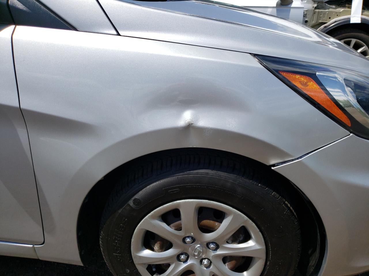 Photo 9 from auction – 2012 HYUNDAI ACCENT GLS with VIN KMHCT4AE8CU153479