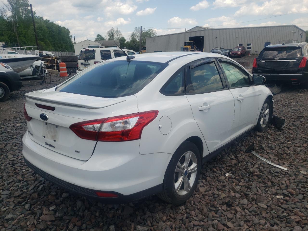 Photo 14 from auction – 2012 FORD FOCUS SE with VIN 1FAHP3F26CL355580