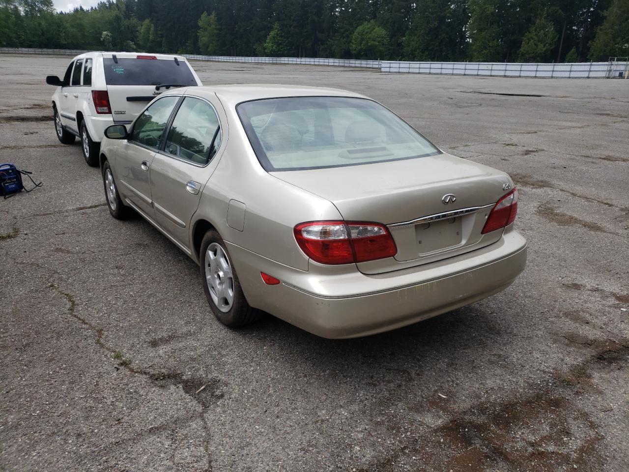 Photo 3 from auction – 2000 INFINITI I30 with VIN JNKCA31A8YT107874