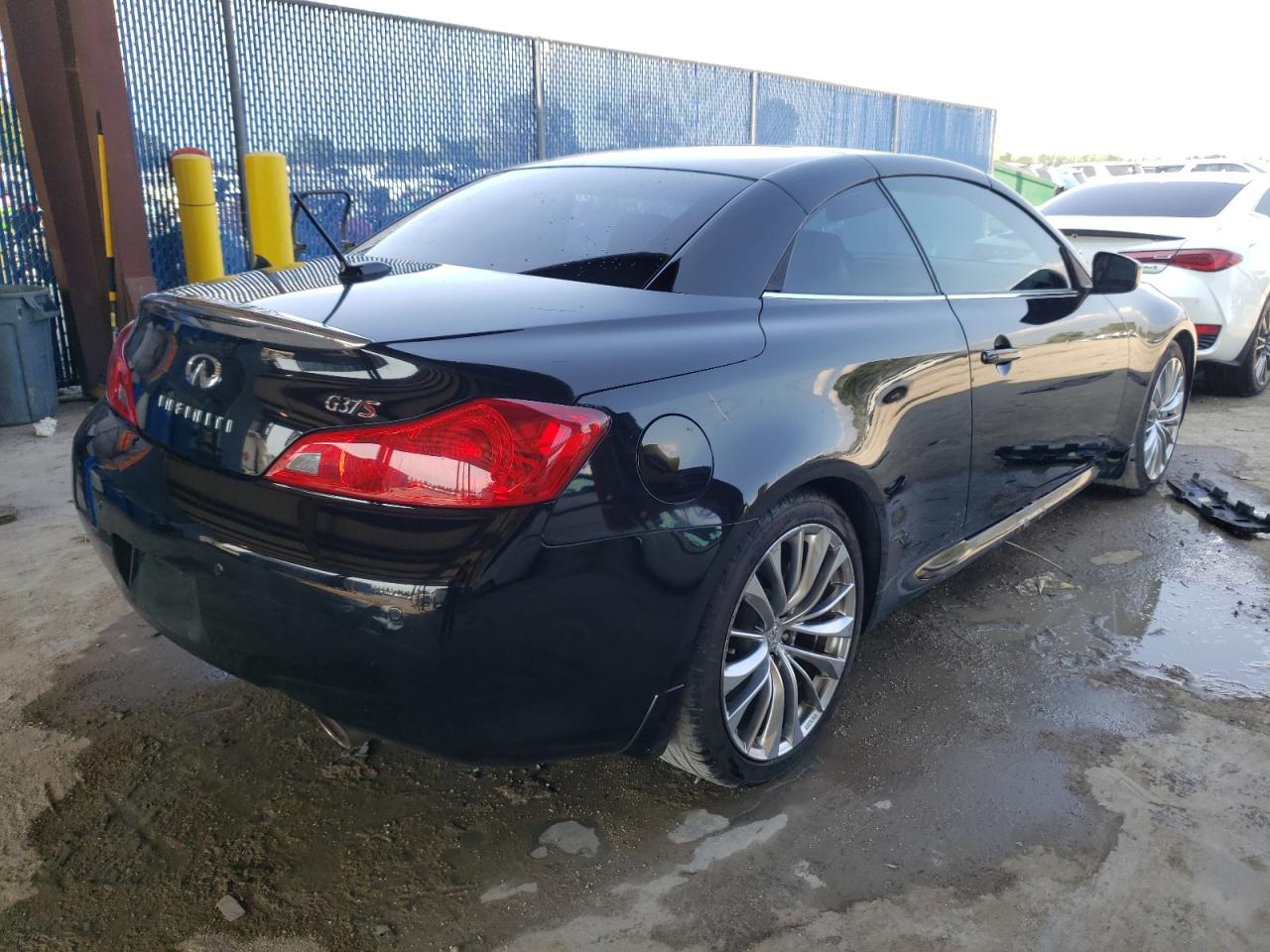 Photo 4 from auction – 2012 INFINITI G37 BASE with VIN JN1CV6FE8CM201732