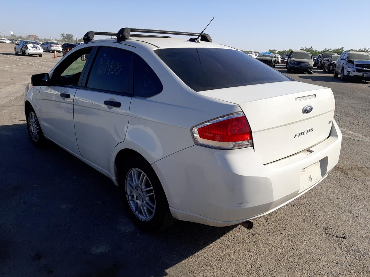 Photo 3 from auction – 2011 FORD FOCUS SE with VIN 1FAHP3FN2BW120827