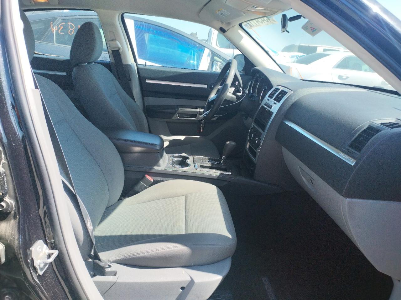 Photo 5 from auction – 2009 DODGE CHARGER SX with VIN 2B3KA33VX9H502958