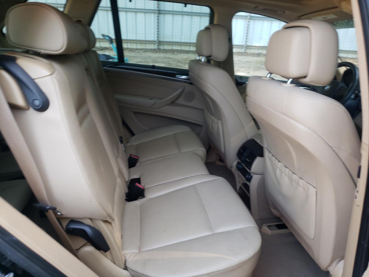 Photo 6 from auction – 2013 BMW X5 XDRIVE3 with VIN 5UXZV4C50D0E00123