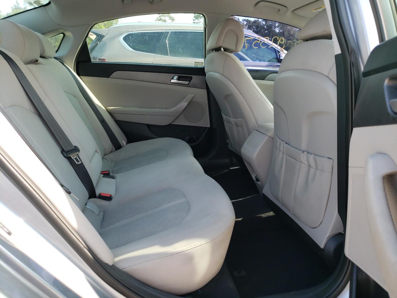 Photo 6 from auction – 2016 HYUNDAI SONATA SE with VIN 5NPE24AF0GH338831