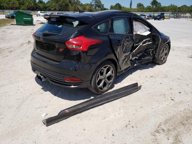 Foto 4 de la subasta – 2017 FORD FOCUS ST con VIN 1FADP3L91HL322851