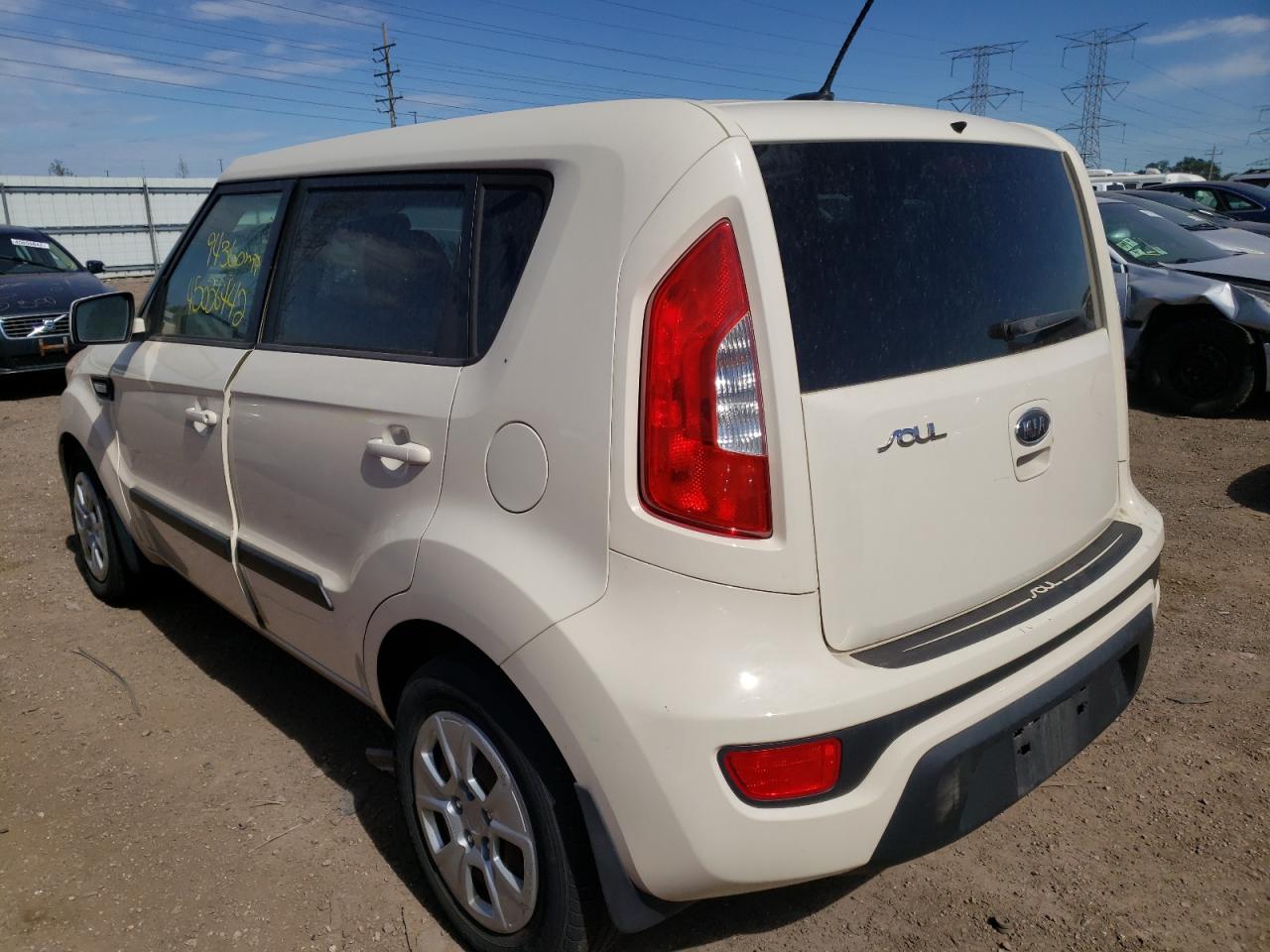 Photo 3 from auction – 2012 KIA SOUL with VIN KNDJT2A51C7428060