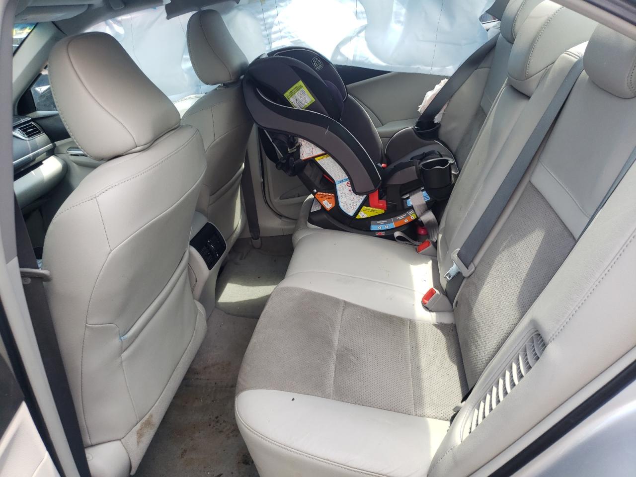 Photo 6 from auction – 2012 TOYOTA CAMRY HYBR with VIN 4T1BD1FK7CU014532