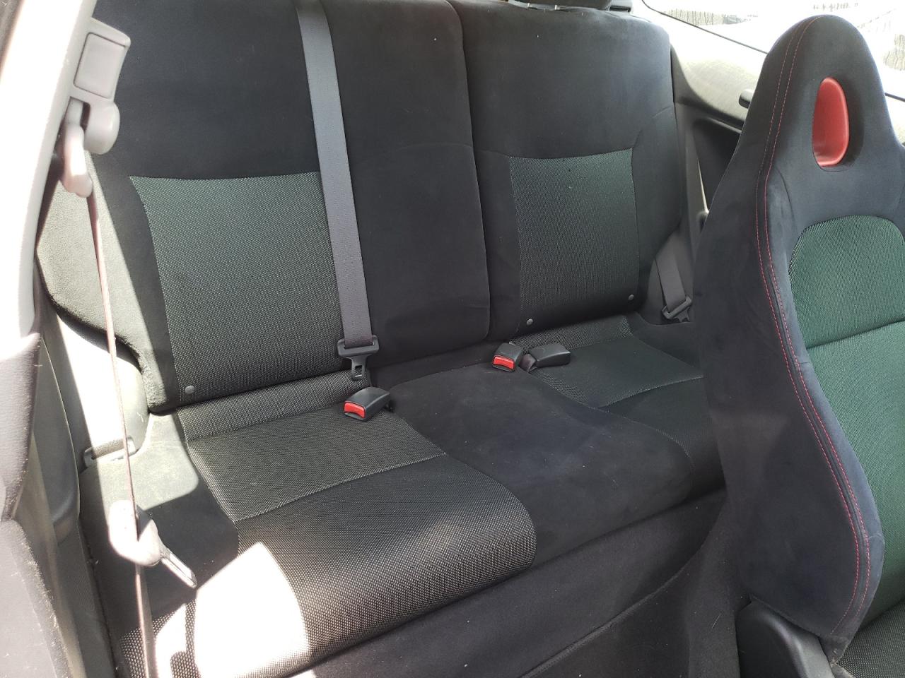 Photo 6 from auction – 2004 HONDA CIVIC SI with VIN SHHEP33534U501397