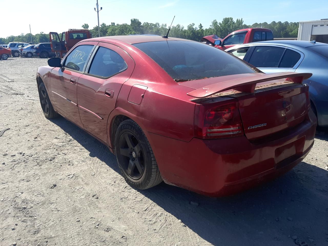 Photo 3 from auction – 2008 DODGE CHARGER with VIN 2B3KA43R28H151258