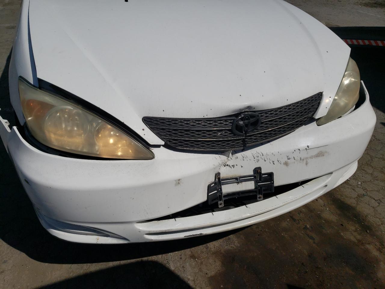Photo 9 from auction – 2002 TOYOTA CAMRY LE with VIN 4T1BE32K42U041345