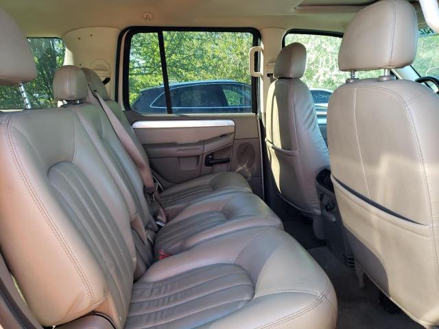 Photo 6 from auction – 2004 MERCURY MOUNTAINEE with VIN 4M2ZU86WX4UJ15865