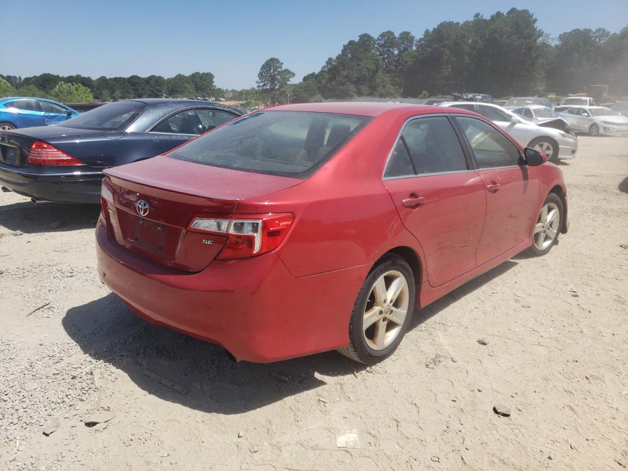 Photo 4 from auction – 2014 TOYOTA CAMRY L with VIN 4T1BF1FK2EU756463