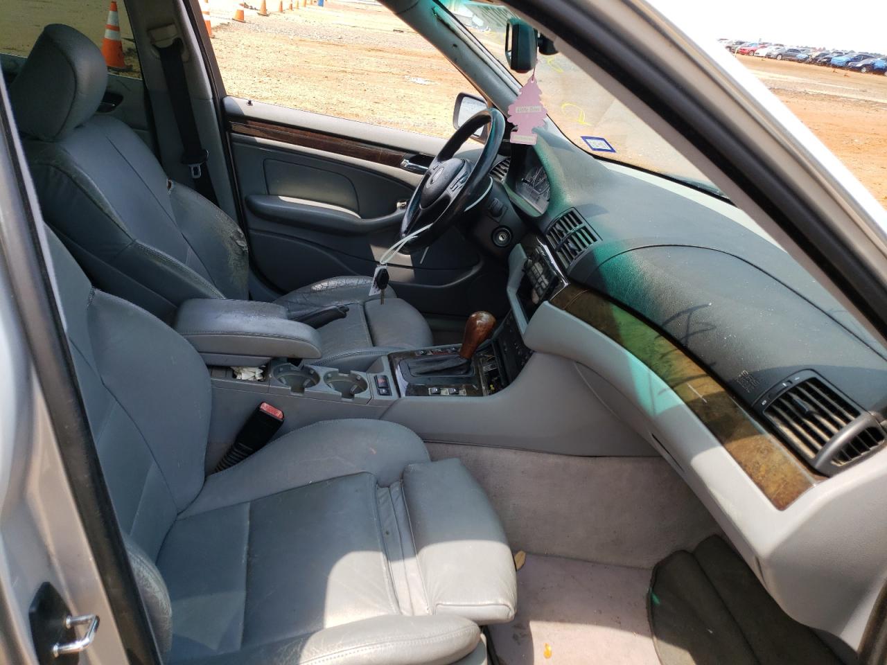 Photo 5 from auction – 2001 BMW 330 I with VIN WBAAV53481FJ68997