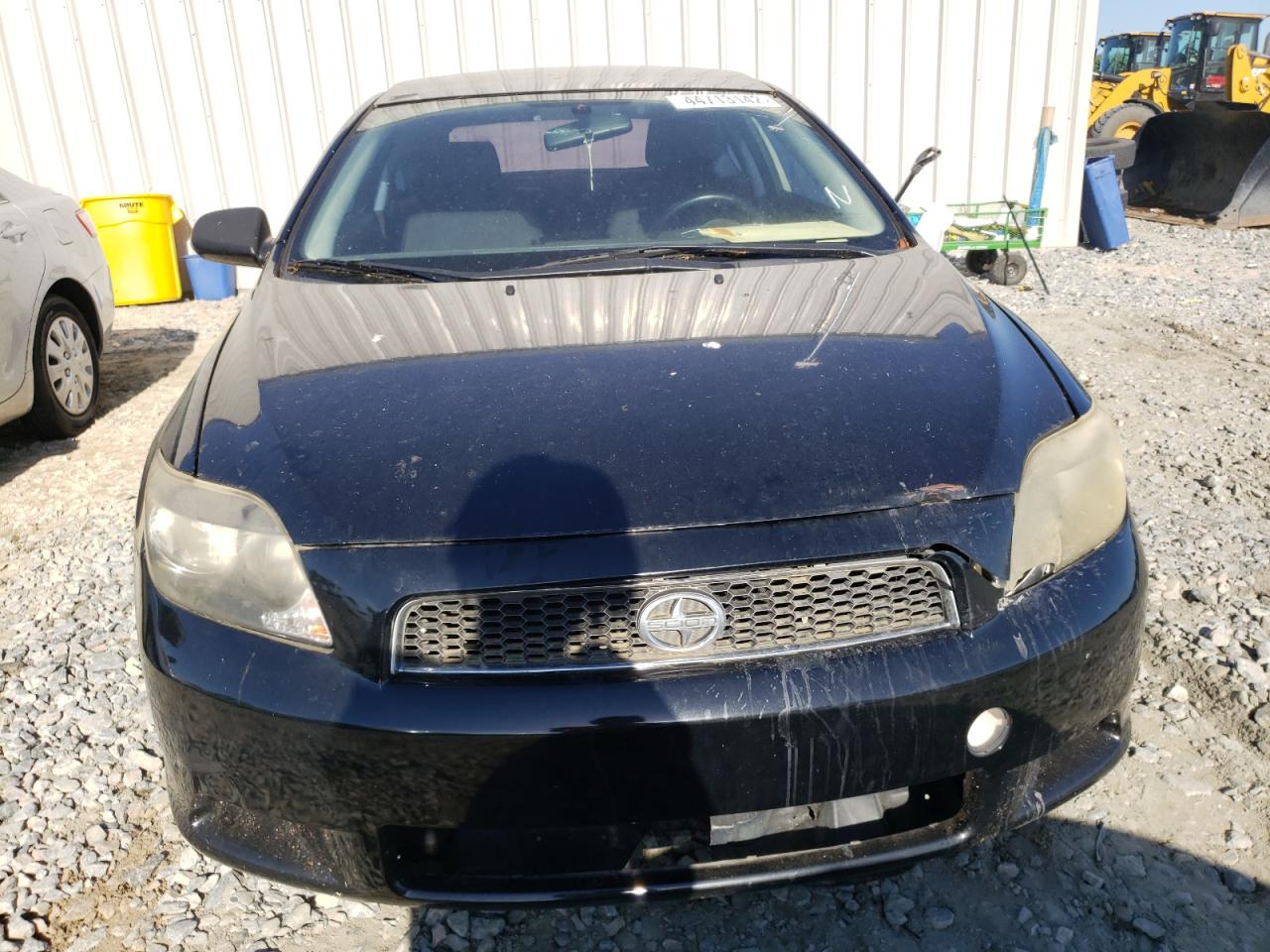 Photo 9 from auction – 2005 TOYOTA SCION TC with VIN JTKDE177450024569