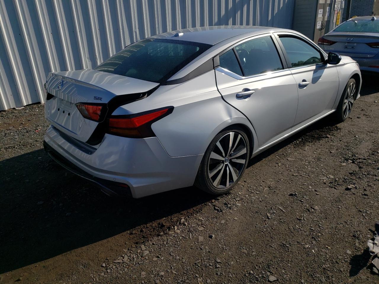 Photo 4 from auction – 2021 NISSAN ALTIMA SR with VIN 1N4BL4CV5MN386637