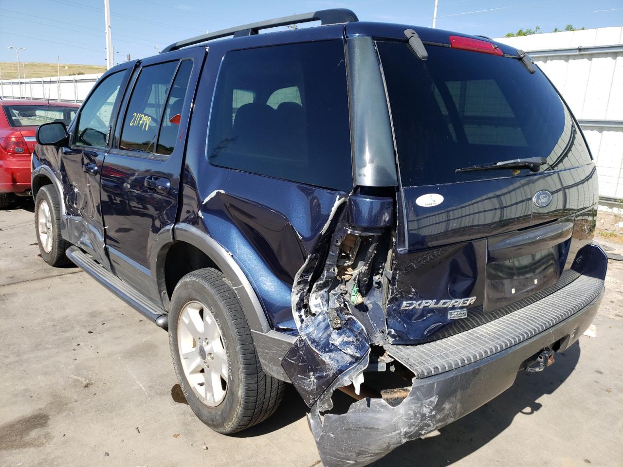 Photo 3 from auction – 2003 FORD EXPLORER X with VIN 1FMZU73K73ZB22853