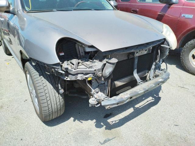 Photo 9 from auction – 2004 PORSCHE CAYENNE S with VIN WP1AB29P24LA69575