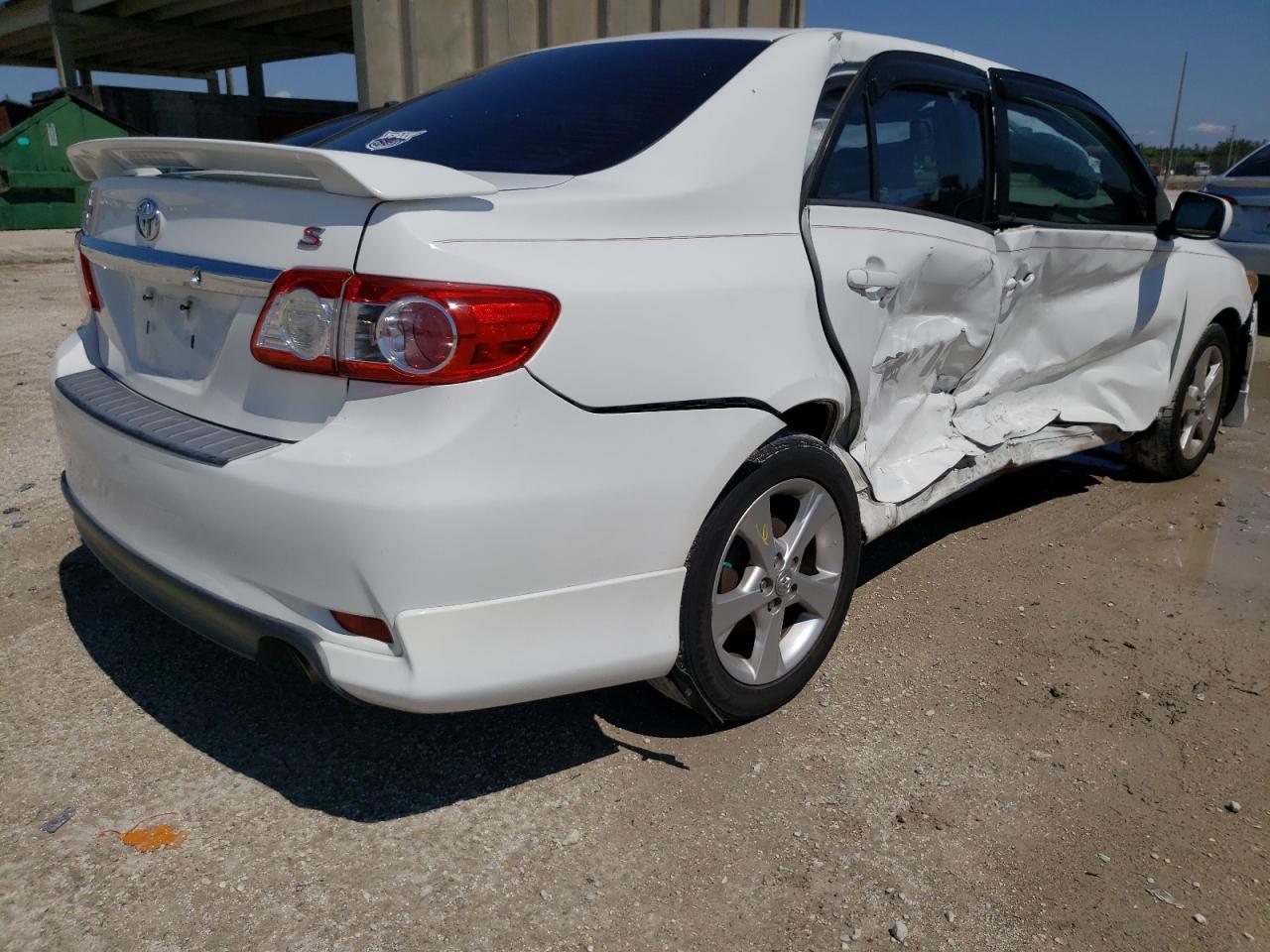 Foto 4 de la subasta – 2012 TOYOTA COROLLA BA con VIN 5YFBU4EE5CP018156