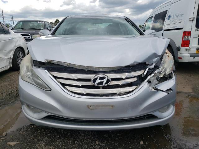 Photo 9 from auction – 2011 HYUNDAI SONATA SE with VIN 5NPEC4AC4BH235598