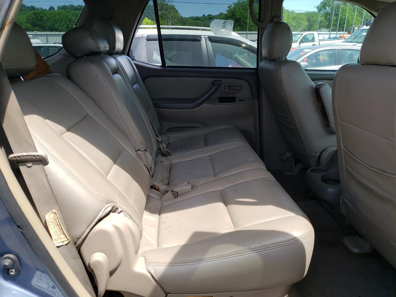 Photo 6 from auction – 2007 TOYOTA SEQUOIA SR with VIN 5TDZT34A57S289158