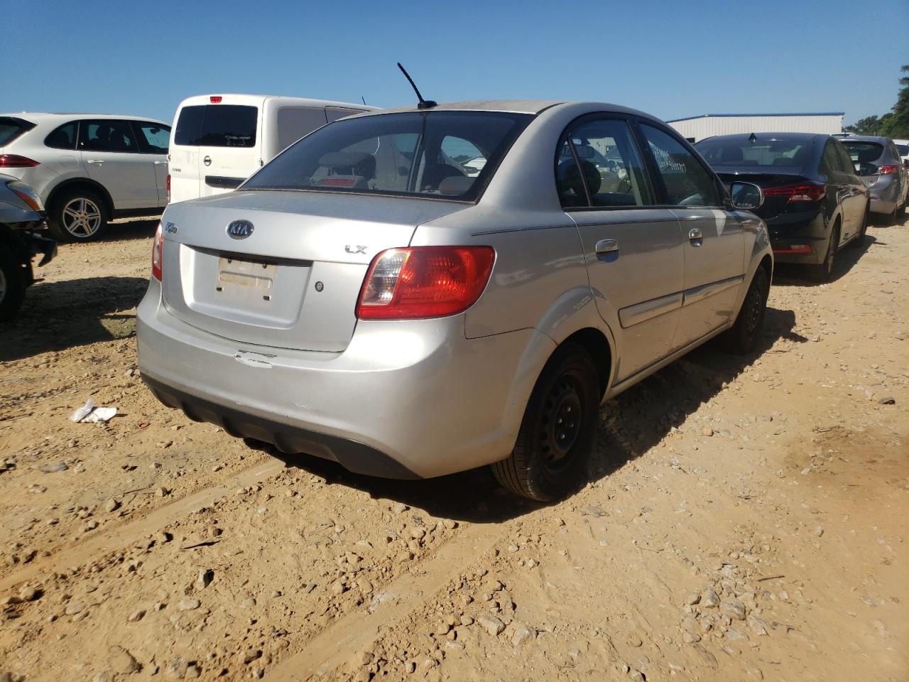 Photo 4 from auction – 2011 KIA RIO BASE with VIN KNADH4A30B6738176
