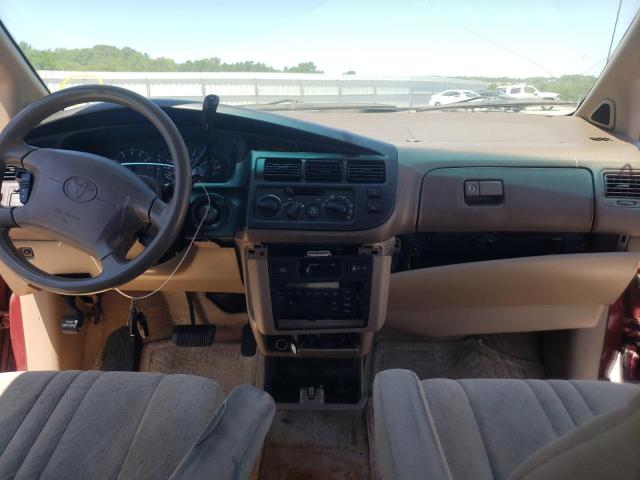 Photo 9 from auction – 2000 TOYOTA SIENNA with VIN 4T3ZF13C8YU298239
