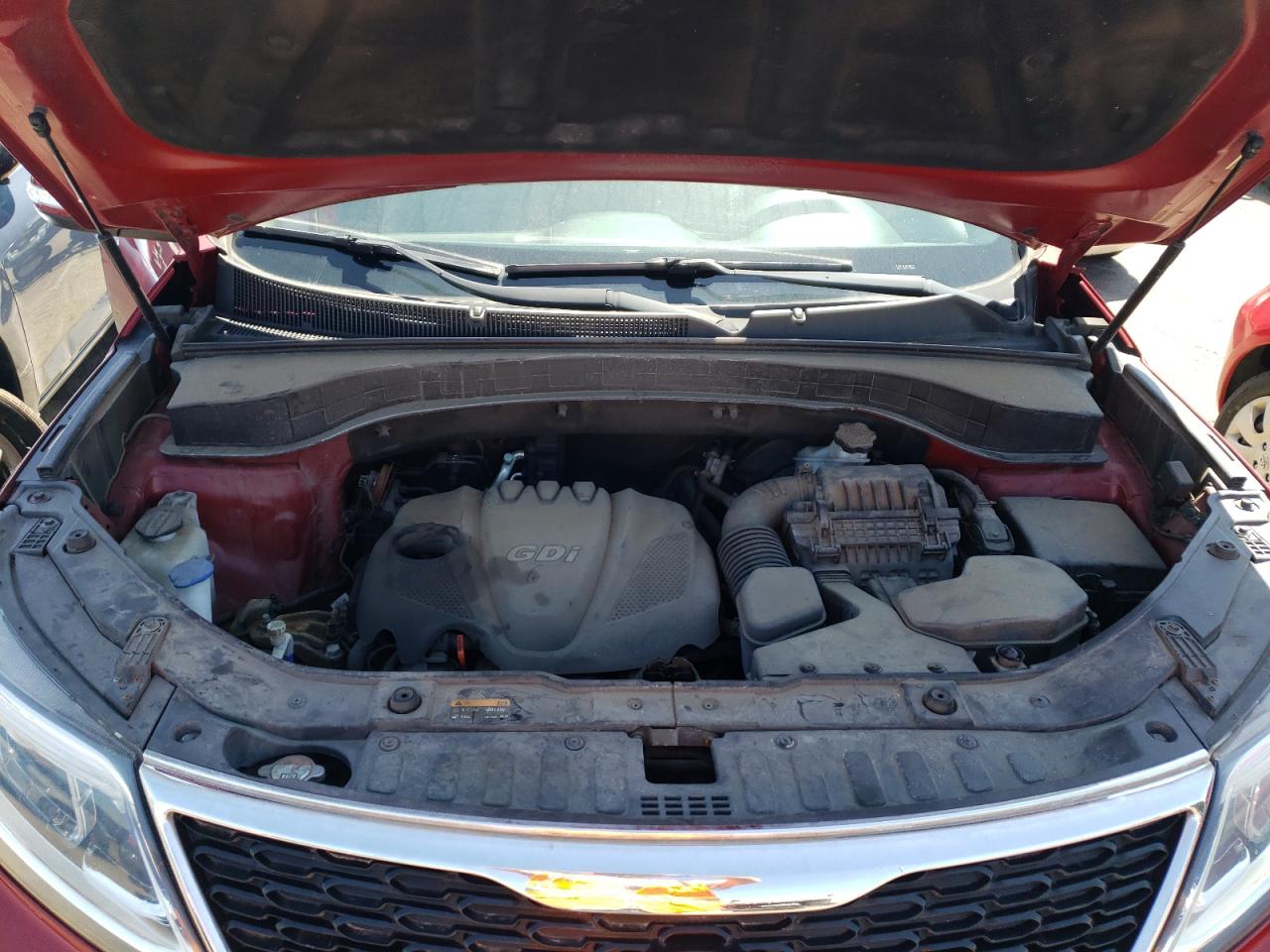 Photo 7 from auction – 2015 KIA SORENTO LX with VIN 5XYKT4A62FG588223