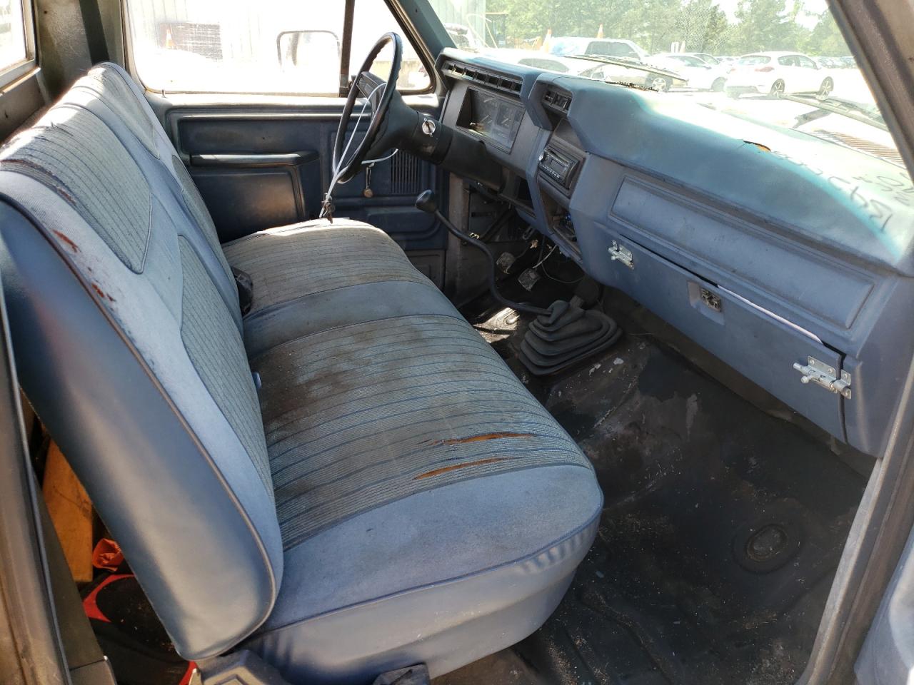 Photo 5 from auction – 1986 FORD F150 with VIN 1FTDF15Y9GNB42008