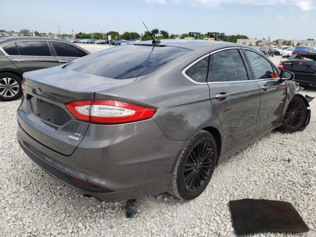 Foto 4 de la subasta – 2014 FORD FUSION SE con VIN 3FA6P0HD2ER107478