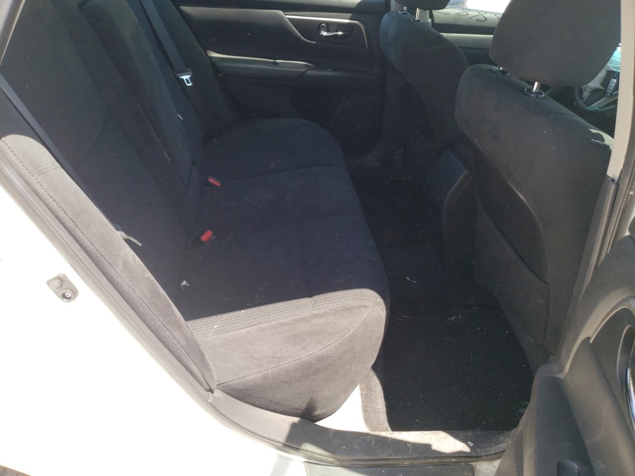 Zdjęcie 6 z aukcji – 2015 NISSAN ALTIMA 2.5 z VIN 1N4AL3AP1FC291159