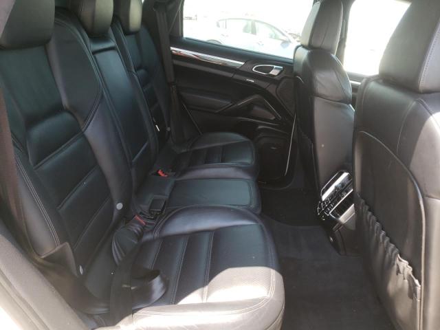 Photo 6 from auction – 2012 PORSCHE CAYENNE TU with VIN WP1AC2A20CLA80702