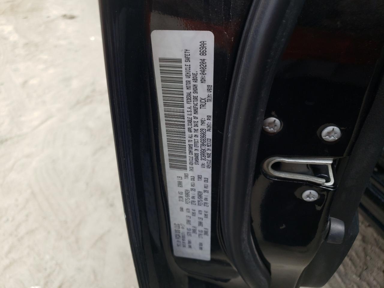 Photo 10 from auction – 2017 RAM 1500 ST with VIN 3C6RR6KT8HG696029