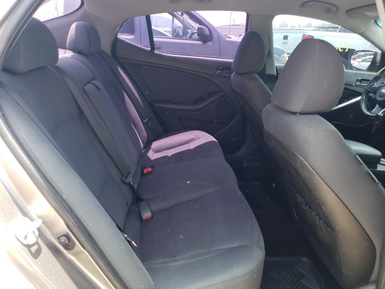 Photo 6 from auction – 2015 KIA OPTIMA LX with VIN 5XXGM4A79FG428081