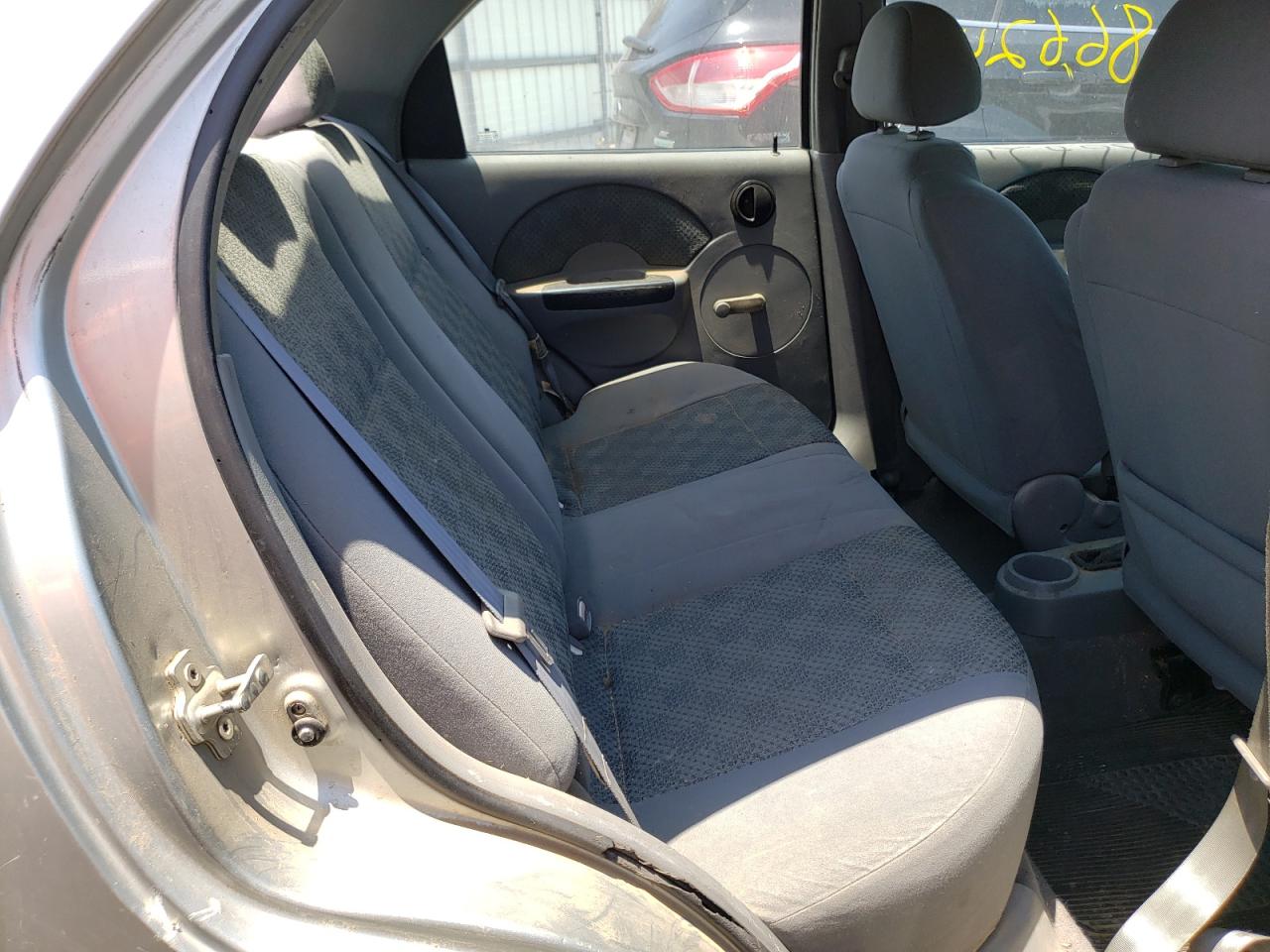 Photo 6 from auction – 2005 CHEVROLET AVEO BASE with VIN KL1TD526X5B440665