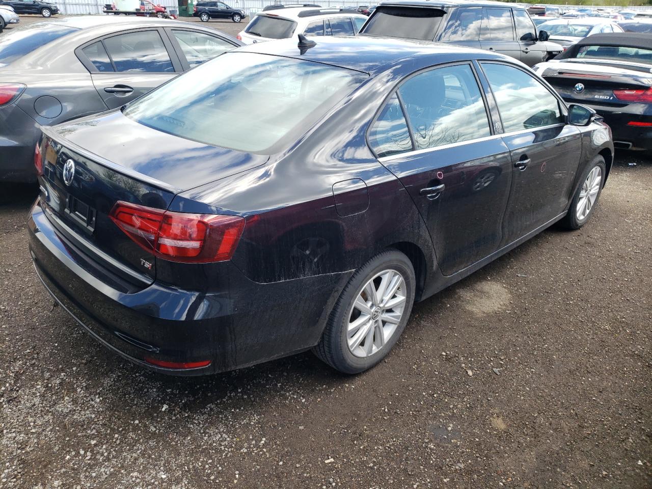 Photo 4 from auction – 2017 VOLKSWAGEN JETTA SE with VIN 3VWDB7AJ3HM267098