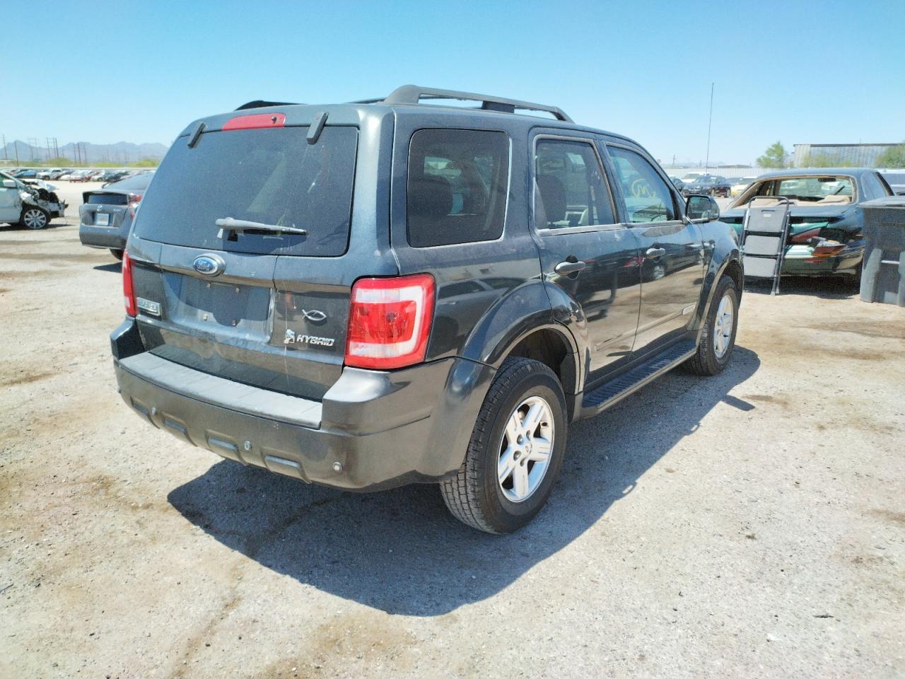 Photo 4 from auction – 2008 FORD ESCAPE HEV with VIN 1FMCU49H08KB15520