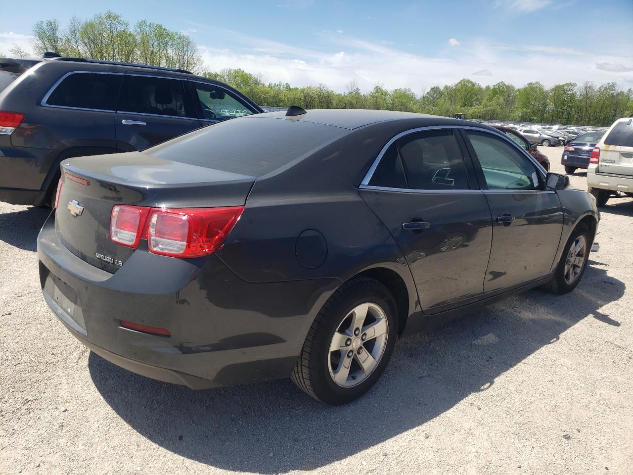 Photo 4 from auction – 2014 CHEVROLET MALIBU LS with VIN 1G11B5SL6EF128470