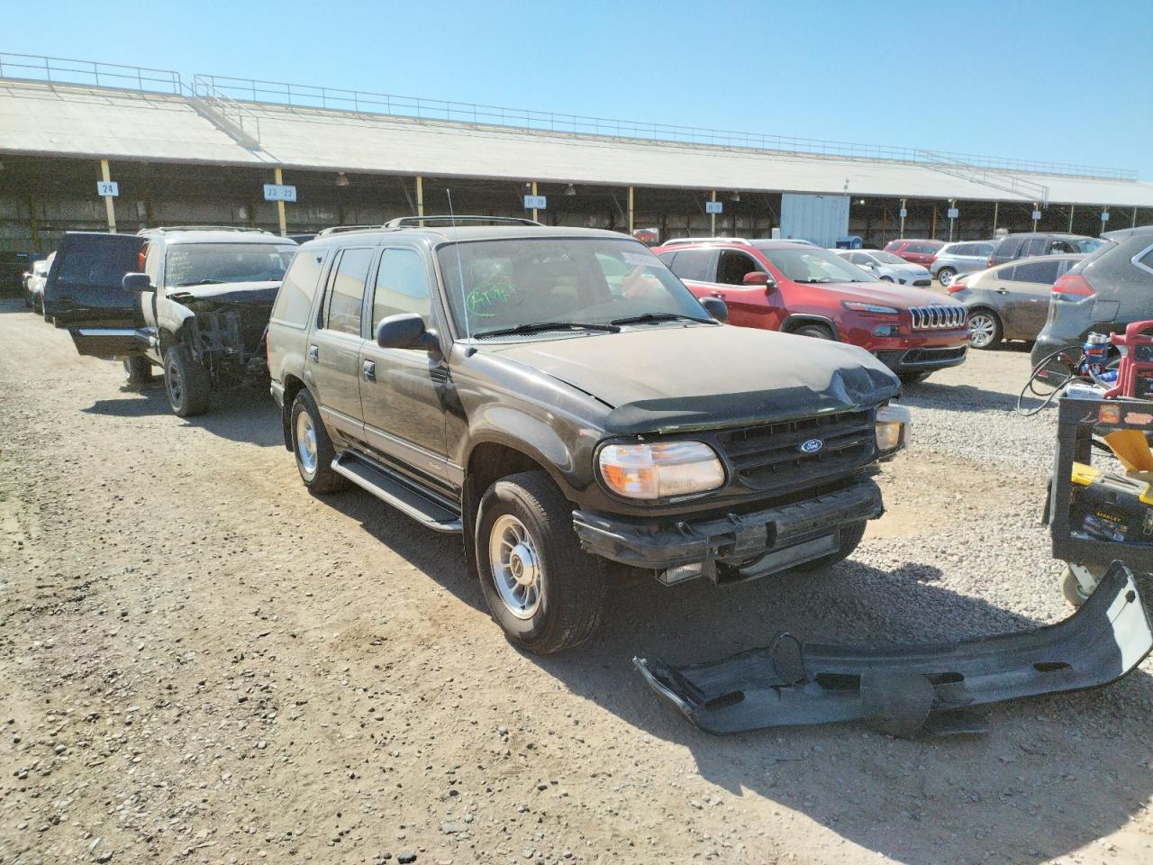 FORD EXPLORER 1998 with VIN 1FMZU34E9WUA04161 - Photo from auction