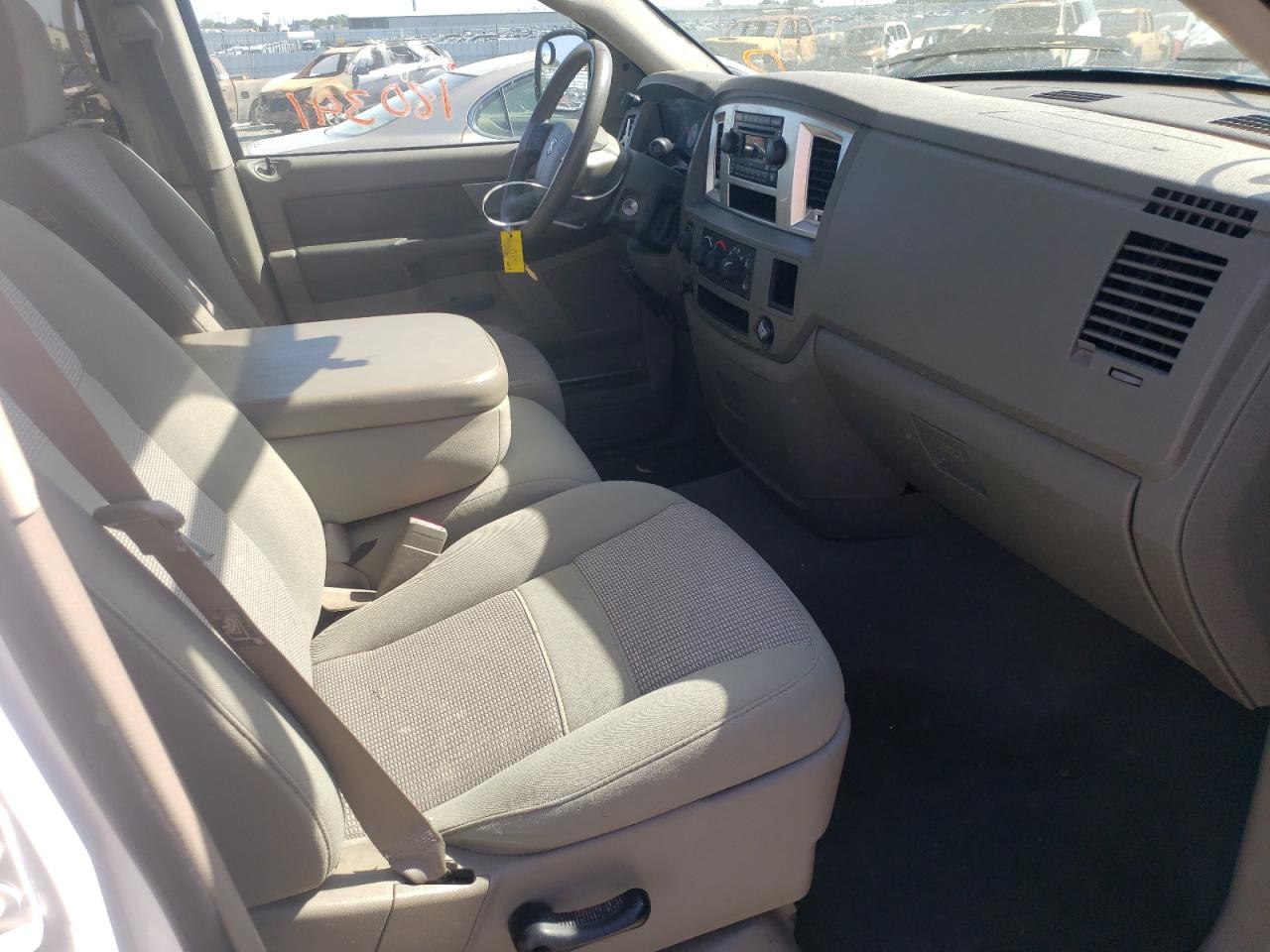 Photo 5 from auction – 2007 DODGE RAM 1500 S with VIN 1D7HU18N97S239418