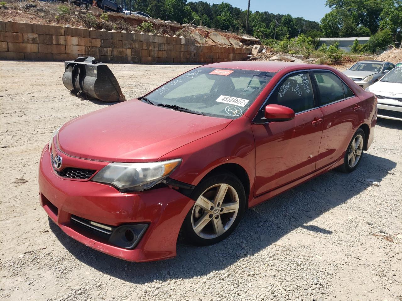 Photo 2 from auction – 2014 TOYOTA CAMRY L with VIN 4T1BF1FK2EU756463
