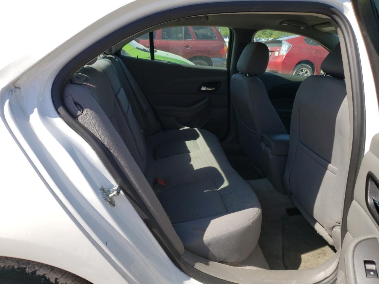 Photo 6 from auction – 2013 CHEVROLET MALIBU LS with VIN 1G11B5SA9DF144871
