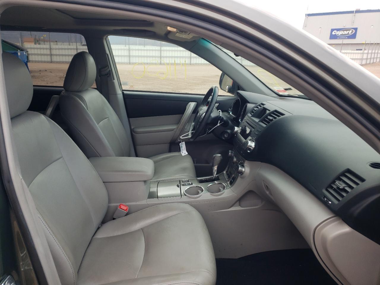 Photo 5 from auction – 2012 TOYOTA HIGHLANDER with VIN 5TDBK3EH4CS154294