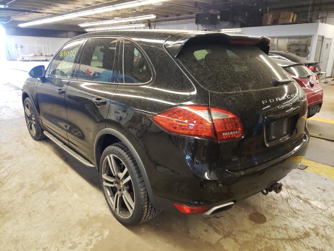 Photo 3 from auction – 2012 PORSCHE CAYENNE S with VIN WP1AB2A2XCLA49332