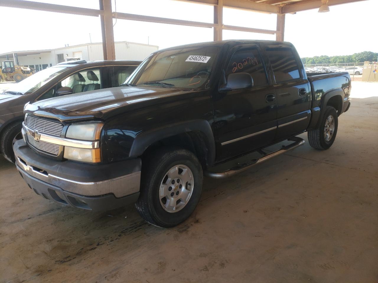 Photo 2 from auction – 2004 CHEVROLET SILVERADO with VIN 2GCEK13T241320636
